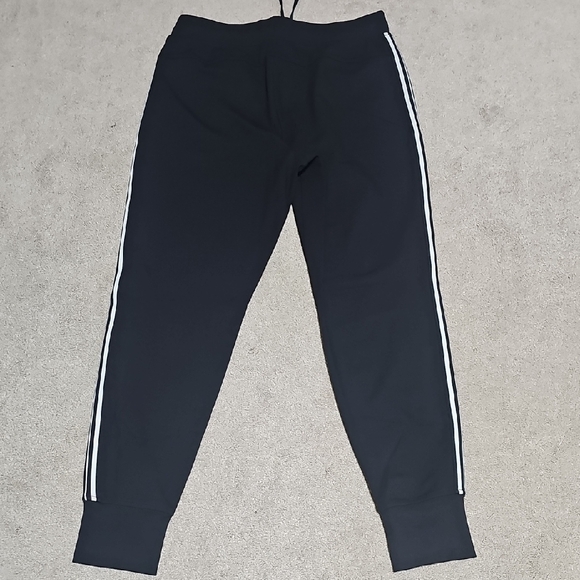 Athletic Works Black Activewear Pants - Picture 2 of 6